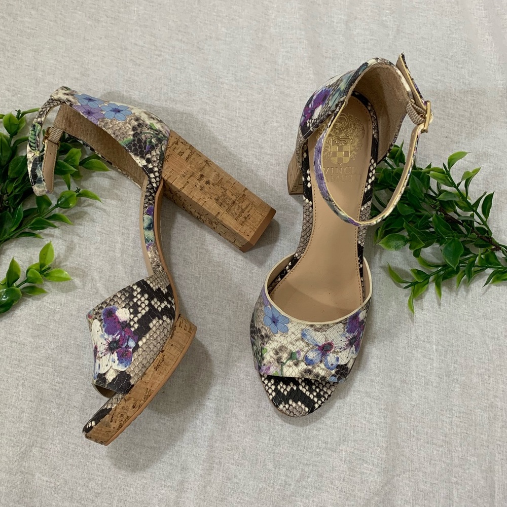 NWOT Vince Camuto platform sandals - Picture 3 of 8